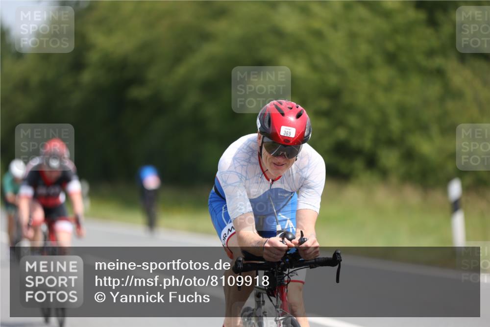 22.06.2025 - Viking Triathlon Yannick Fuchs http://msf.ph/oto/8109918 22.06.2025 11:34:05 Radfahren 65, 66, 184, 186, 199, 327, 330, 369, 621 meine-sportfotos.de