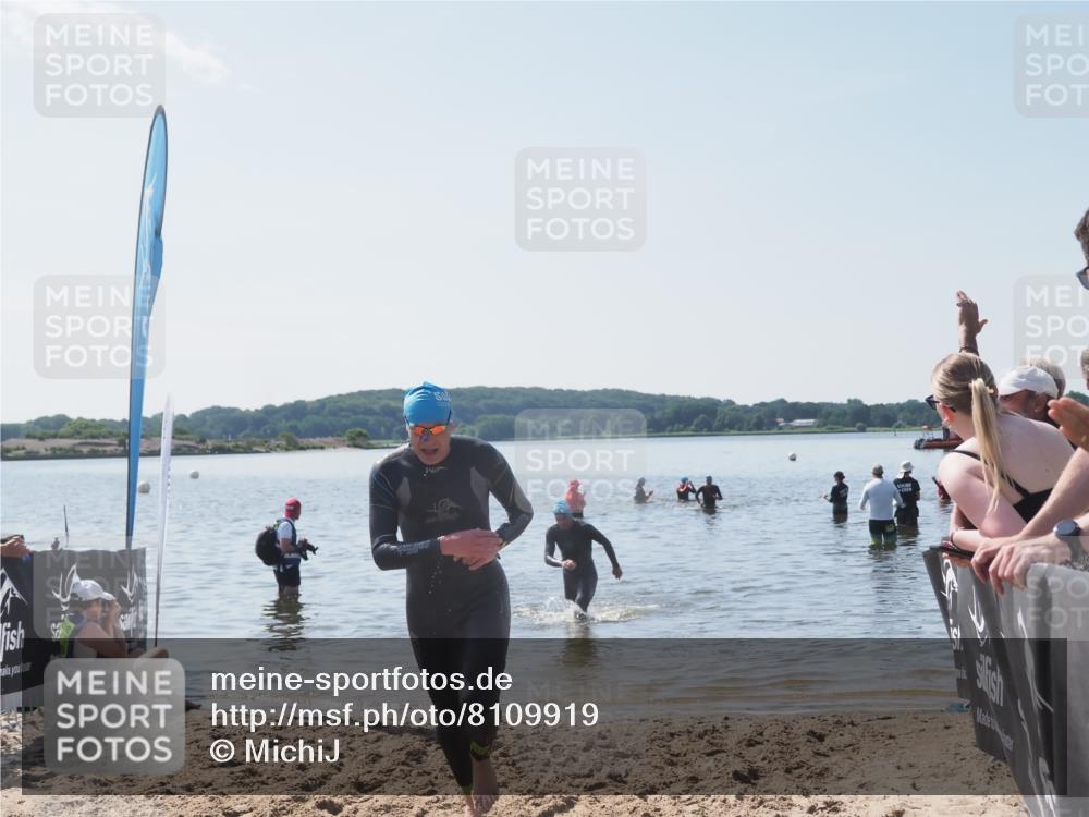 22.06.2025 - Viking Triathlon MichiJ http://msf.ph/oto/8109919 22.06.2025 10:59:14 Schwimmen 222, 234, 459 meine-sportfotos.de