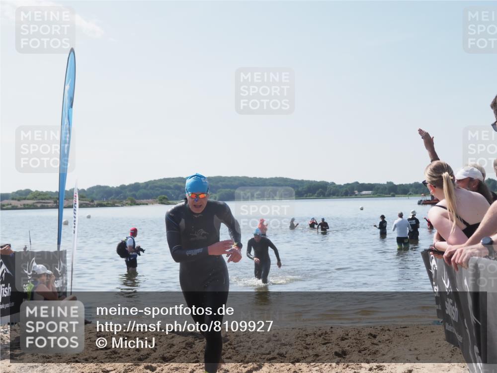 22.06.2025 - Viking Triathlon MichiJ http://msf.ph/oto/8109927 22.06.2025 10:59:14 Schwimmen 222, 234, 459 meine-sportfotos.de