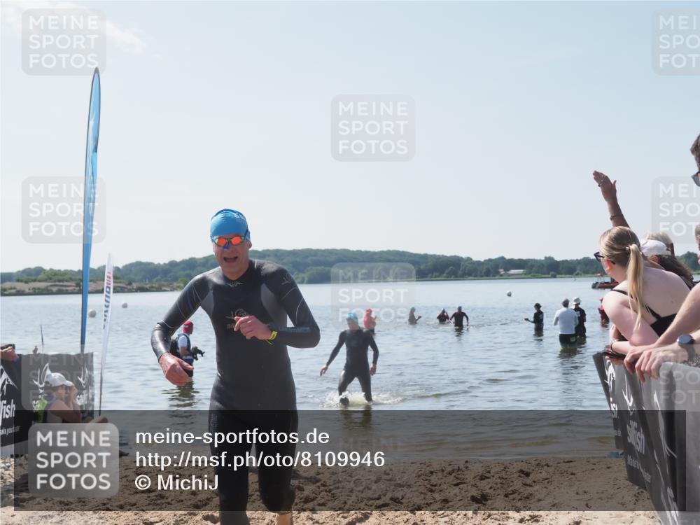 22.06.2025 - Viking Triathlon MichiJ http://msf.ph/oto/8109946 22.06.2025 10:59:14 Schwimmen 222, 234, 459 meine-sportfotos.de