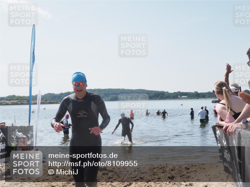 22.06.2025 - Viking Triathlon MichiJ http://msf.ph/oto/8109955 22.06.2025 10:59:14 Schwimmen 222, 234, 459 meine-sportfotos.de