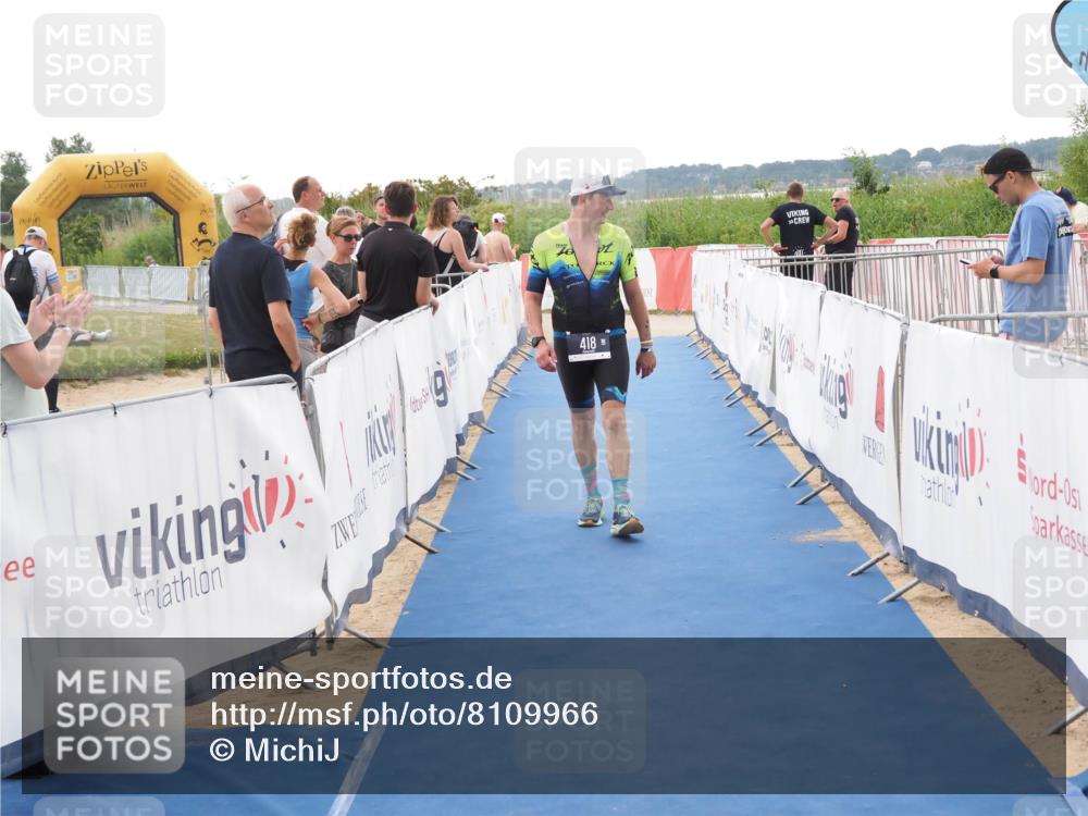 22.06.2025 - Viking Triathlon MichiJ http://msf.ph/oto/8109966 22.06.2025 16:22:05 Ziel 418 meine-sportfotos.de