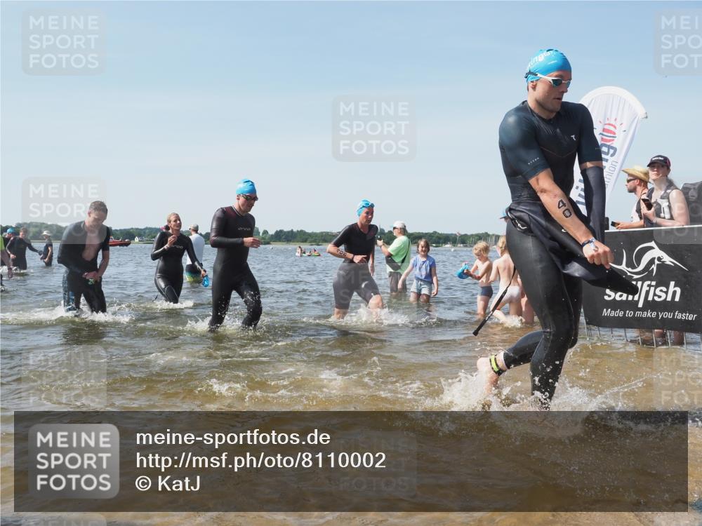 22.06.2025 - Viking Triathlon KatJ http://msf.ph/oto/8110002 22.06.2025 10:39:06 Schwimmen 40, 57, 79, 148, 181, 182, 185, 210, 276, 295, 351, 386, 408, 416, 451, 536, 654 meine-sportfotos.de