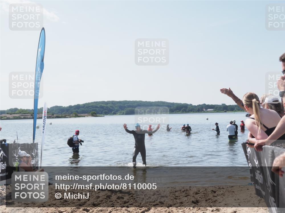 22.06.2025 - Viking Triathlon MichiJ http://msf.ph/oto/8110005 22.06.2025 10:59:16 Schwimmen 222, 459 meine-sportfotos.de