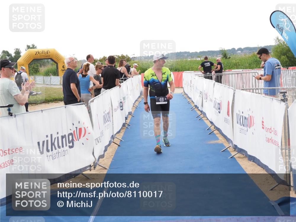 22.06.2025 - Viking Triathlon MichiJ http://msf.ph/oto/8110017 22.06.2025 16:22:05 Ziel 418 meine-sportfotos.de