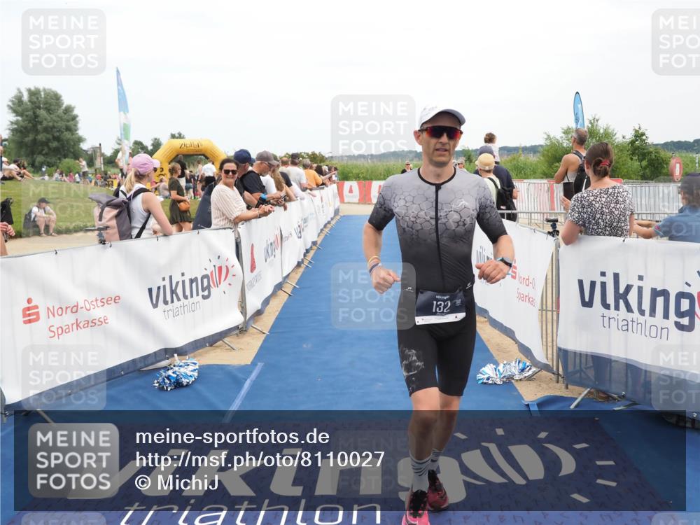 22.06.2025 - Viking Triathlon MichiJ http://msf.ph/oto/8110027 22.06.2025 15:01:19 Ziel 132 meine-sportfotos.de