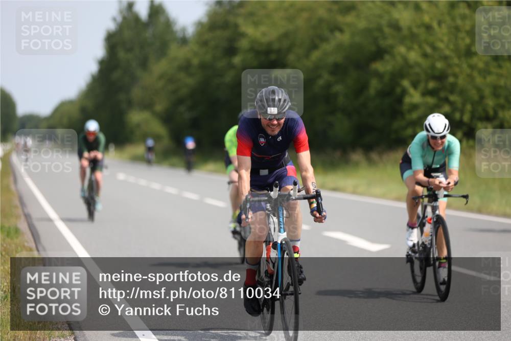 22.06.2025 - Viking Triathlon Yannick Fuchs http://msf.ph/oto/8110034 22.06.2025 11:34:07 Radfahren 65, 66, 184, 186, 199, 327, 330, 369, 510, 611, 621 meine-sportfotos.de