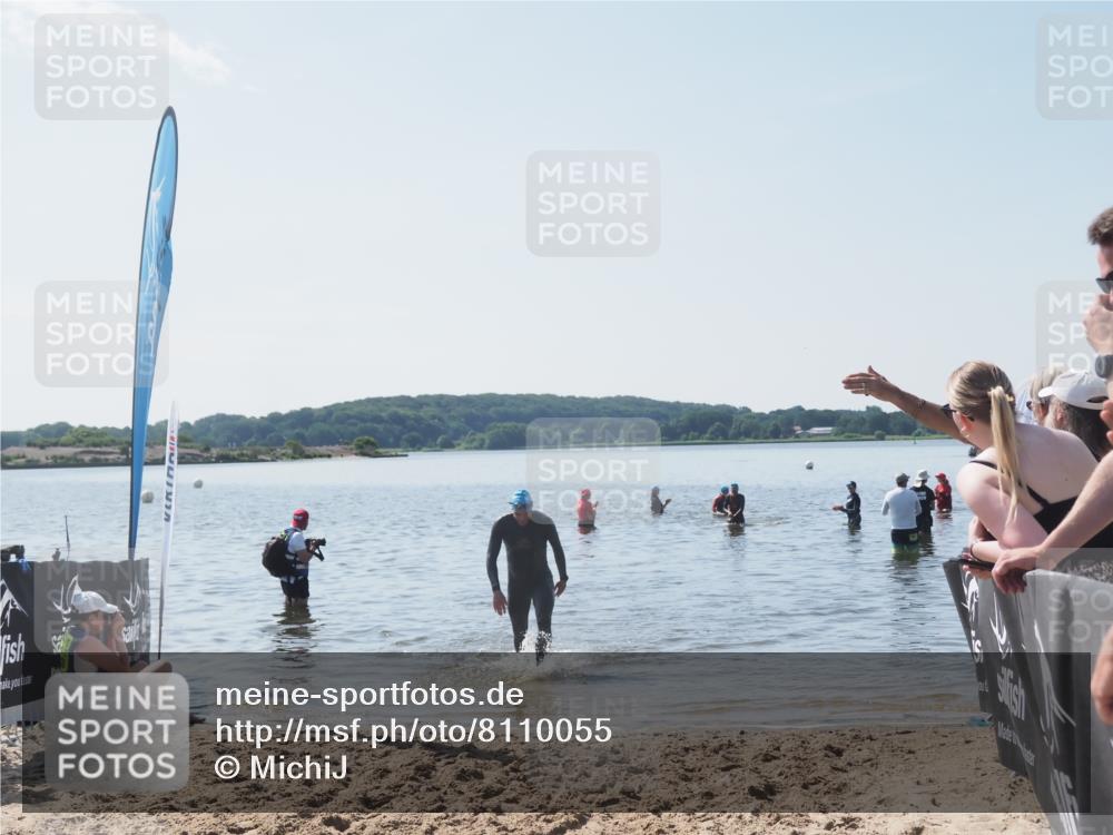 22.06.2025 - Viking Triathlon MichiJ http://msf.ph/oto/8110055 22.06.2025 10:59:17 Schwimmen 222, 459 meine-sportfotos.de