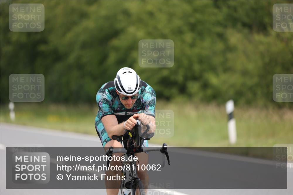 22.06.2025 - Viking Triathlon Yannick Fuchs http://msf.ph/oto/8110062 22.06.2025 12:14:56 Radfahren 72, 329, 353, 376, 411, 433, 553 meine-sportfotos.de