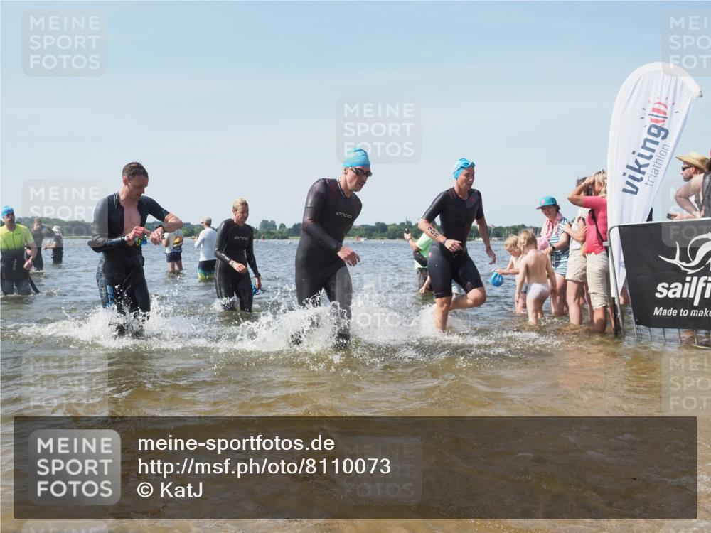 22.06.2025 - Viking Triathlon KatJ http://msf.ph/oto/8110073 22.06.2025 10:39:07 Schwimmen 40, 57, 79, 148, 181, 182, 185, 276, 295, 351, 386, 408, 416, 451, 536, 654 meine-sportfotos.de