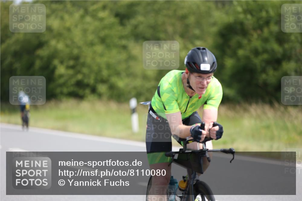 22.06.2025 - Viking Triathlon Yannick Fuchs http://msf.ph/oto/8110080 22.06.2025 11:34:09 Radfahren 65, 66, 125, 186, 199, 330, 369, 510, 611, 621 meine-sportfotos.de