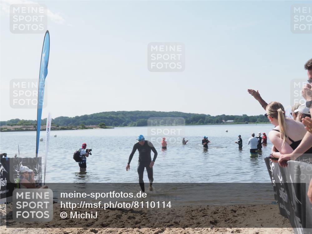 22.06.2025 - Viking Triathlon MichiJ http://msf.ph/oto/8110114 22.06.2025 10:59:17 Schwimmen 222, 459 meine-sportfotos.de