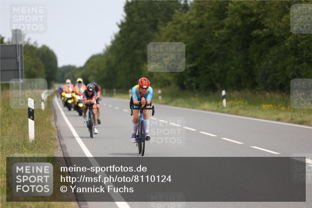 22.06.2025 - Viking Triathlon Yannick Fuchs http://msf.ph/oto/8110124 22.06.2025 12:14:59 Radfahren 72, 329, 376, 433, 553 meine-sportfotos.de
