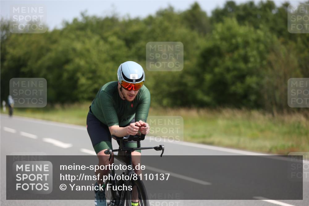 22.06.2025 - Viking Triathlon Yannick Fuchs http://msf.ph/oto/8110137 22.06.2025 11:34:11 Radfahren 65, 66, 125, 186, 330, 360, 478, 510, 611, 621, 660 meine-sportfotos.de