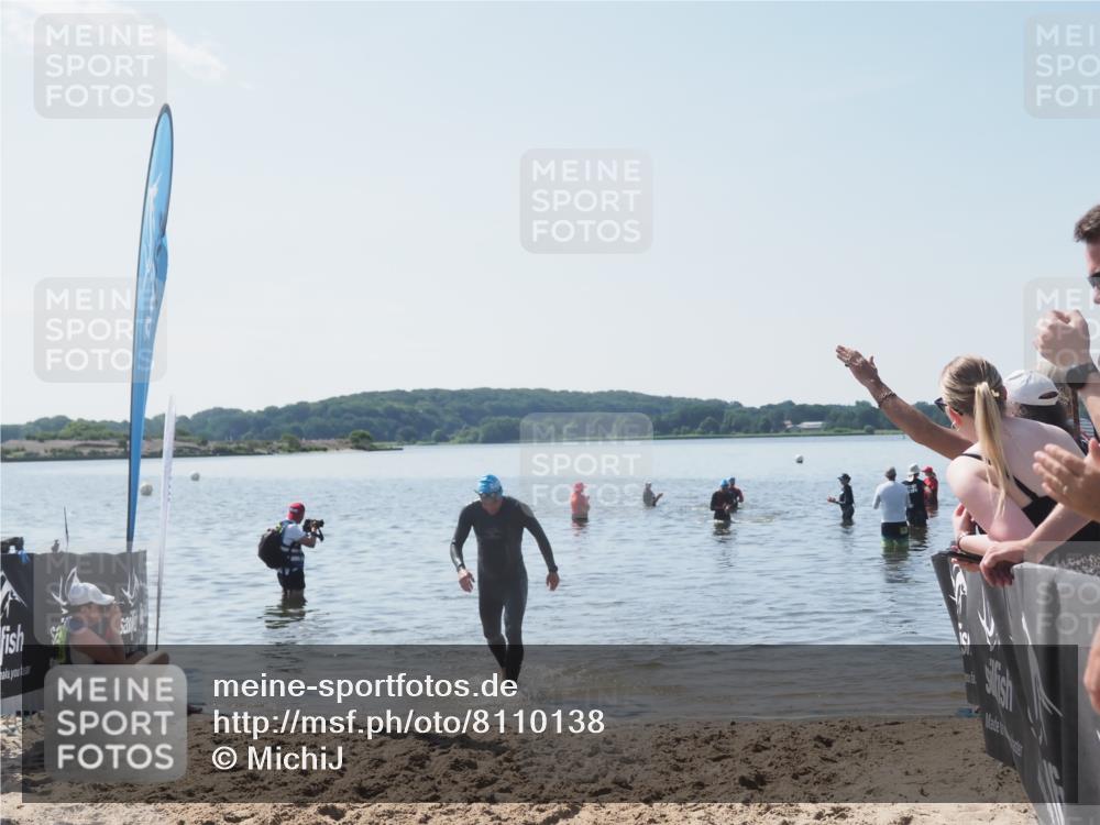 22.06.2025 - Viking Triathlon MichiJ http://msf.ph/oto/8110138 22.06.2025 10:59:18 Schwimmen 222, 459 meine-sportfotos.de