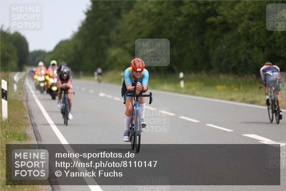 22.06.2025 - Viking Triathlon Yannick Fuchs http://msf.ph/oto/8110147 22.06.2025 12:14:59 Radfahren 72, 329, 376, 433, 553 meine-sportfotos.de
