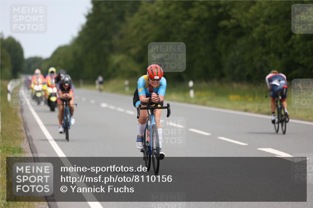22.06.2025 - Viking Triathlon Yannick Fuchs http://msf.ph/oto/8110156 22.06.2025 12:15:00 Radfahren 72, 376, 433, 553 meine-sportfotos.de