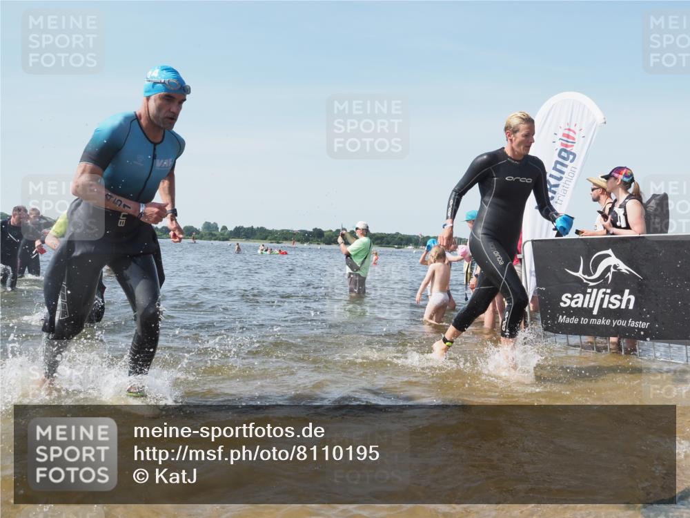 22.06.2025 - Viking Triathlon KatJ http://msf.ph/oto/8110195 22.06.2025 10:39:10 Schwimmen 79, 148, 181, 182, 185, 238, 276, 295, 351, 386, 408, 416, 451, 536, 654 meine-sportfotos.de