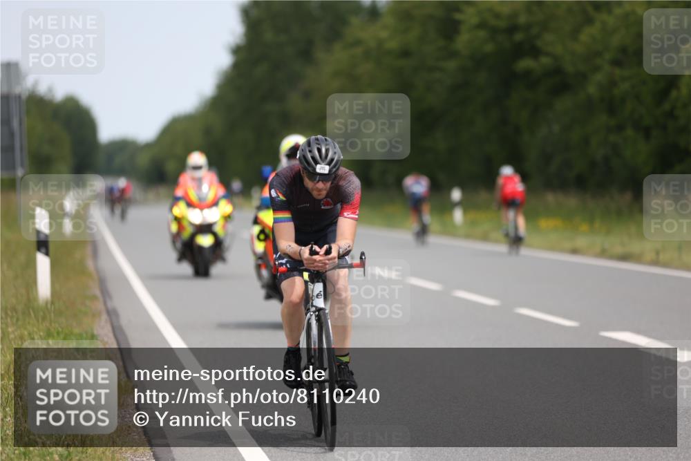 22.06.2025 - Viking Triathlon Yannick Fuchs http://msf.ph/oto/8110240 22.06.2025 12:15:03 Radfahren 72, 433, 553, 555 meine-sportfotos.de