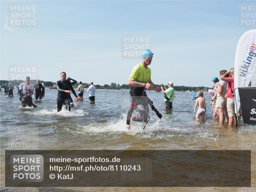 22.06.2025 - Viking Triathlon KatJ http://msf.ph/oto/8110243 22.06.2025 10:39:12 Schwimmen 79, 83, 148, 181, 182, 238, 276, 295, 351, 386, 451, 536, 654 meine-sportfotos.de
