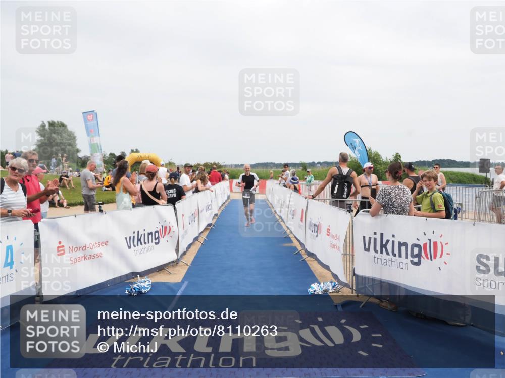 22.06.2025 - Viking Triathlon MichiJ http://msf.ph/oto/8110263 22.06.2025 14:52:35 Ziel 101, 242 meine-sportfotos.de