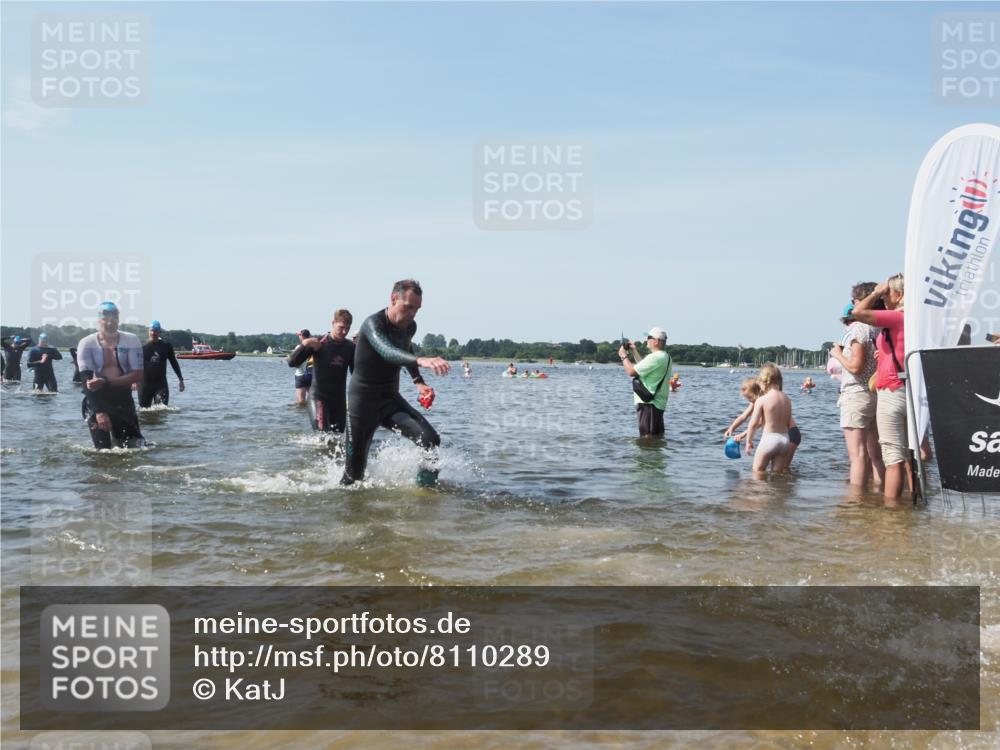 22.06.2025 - Viking Triathlon KatJ http://msf.ph/oto/8110289 22.06.2025 10:39:13 Schwimmen 79, 83, 148, 181, 182, 195, 238, 276, 295, 351, 386, 451, 536, 654 meine-sportfotos.de