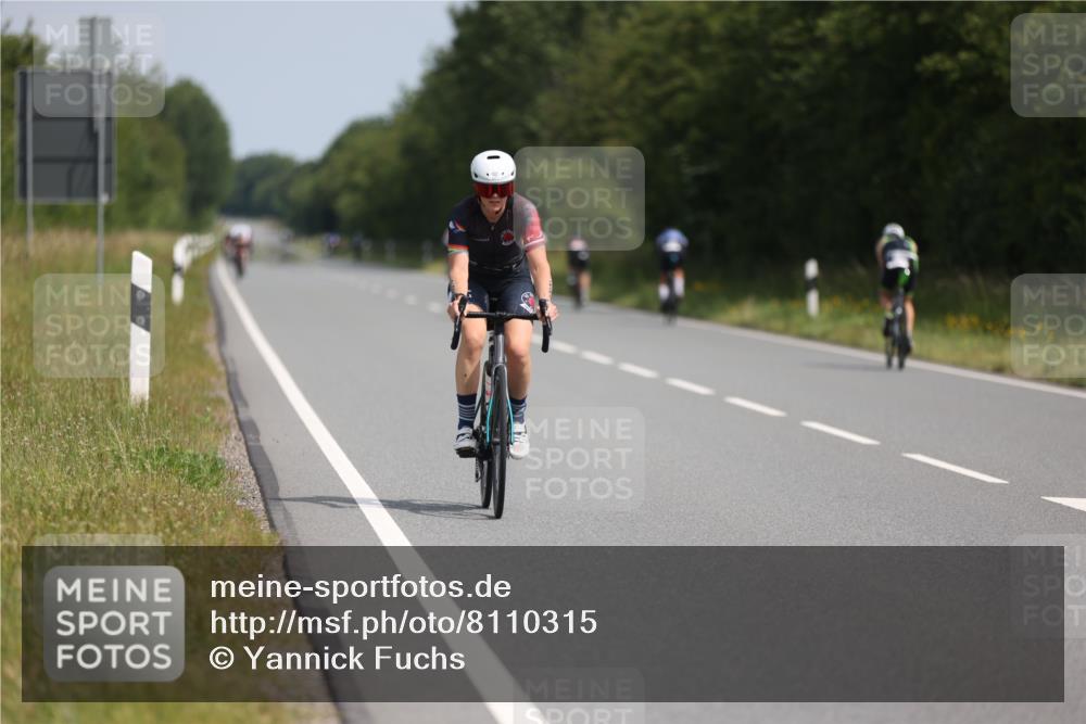22.06.2025 - Viking Triathlon Yannick Fuchs http://msf.ph/oto/8110315 22.06.2025 11:34:30 Radfahren 12, 221 meine-sportfotos.de