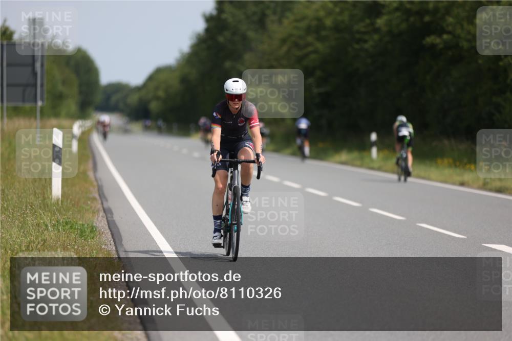 22.06.2025 - Viking Triathlon Yannick Fuchs http://msf.ph/oto/8110326 22.06.2025 11:34:30 Radfahren 12, 221 meine-sportfotos.de