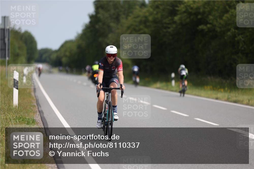 22.06.2025 - Viking Triathlon Yannick Fuchs http://msf.ph/oto/8110337 22.06.2025 11:34:30 Radfahren 12, 221 meine-sportfotos.de
