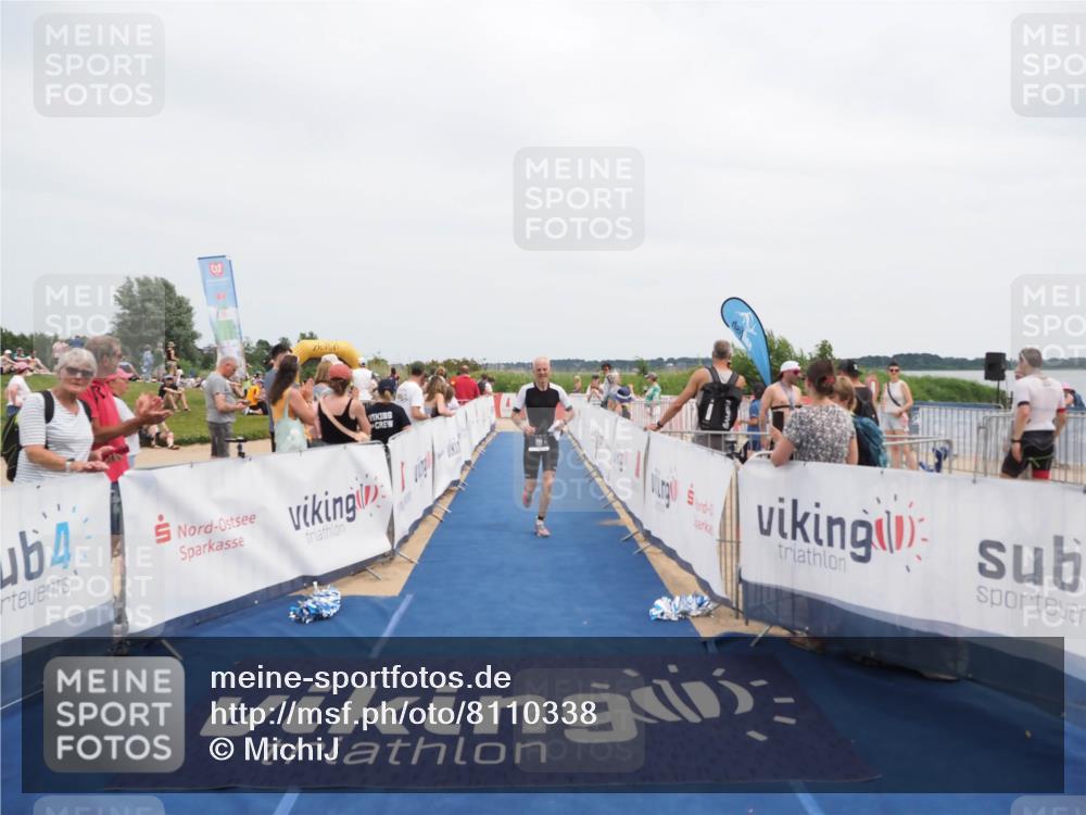 22.06.2025 - Viking Triathlon MichiJ http://msf.ph/oto/8110338 22.06.2025 14:52:36 Ziel 101, 242 meine-sportfotos.de