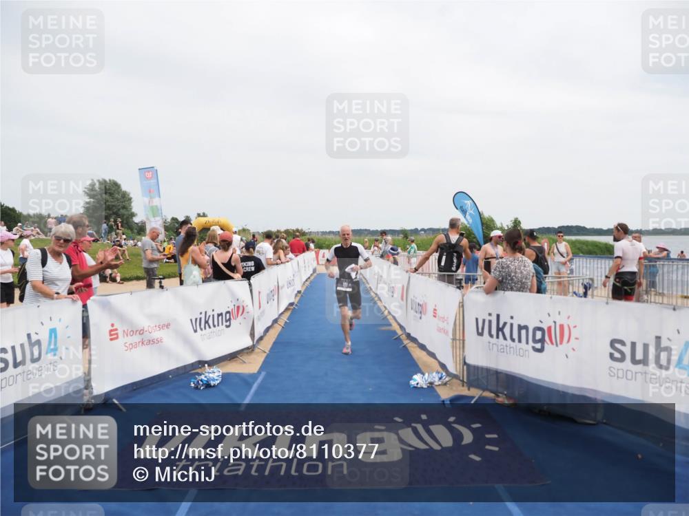 22.06.2025 - Viking Triathlon MichiJ http://msf.ph/oto/8110377 22.06.2025 14:52:37 Ziel 101, 242 meine-sportfotos.de