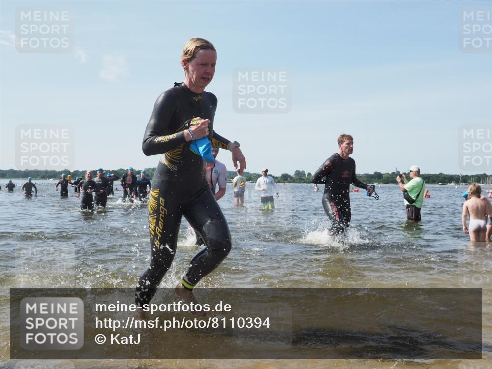 22.06.2025 - Viking Triathlon KatJ http://msf.ph/oto/8110394 22.06.2025 10:39:15 Schwimmen 79, 83, 148, 182, 195, 238, 276, 295, 351, 386, 474, 536, 654 meine-sportfotos.de