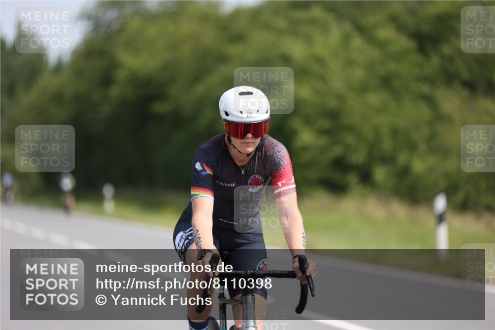 22.06.2025 - Viking Triathlon Yannick Fuchs http://msf.ph/oto/8110398 22.06.2025 11:34:32 Radfahren 12, 221 meine-sportfotos.de