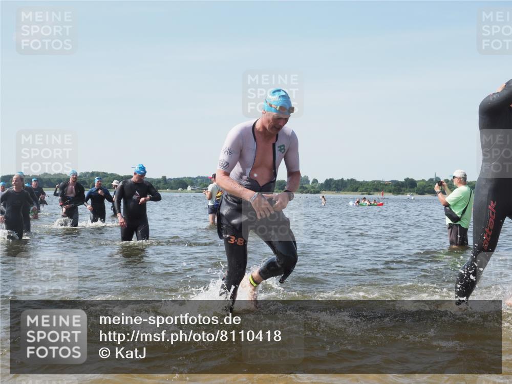 22.06.2025 - Viking Triathlon KatJ http://msf.ph/oto/8110418 22.06.2025 10:39:17 Schwimmen 79, 83, 182, 195, 238, 276, 295, 298, 324, 351, 386, 474, 536, 654 meine-sportfotos.de