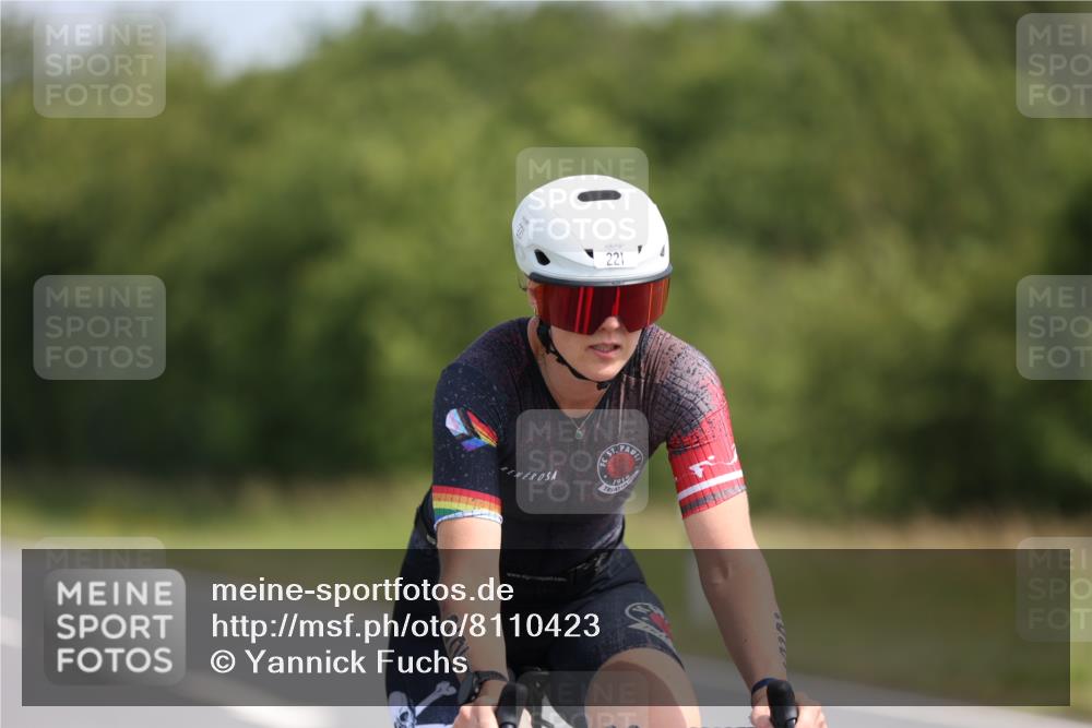 22.06.2025 - Viking Triathlon Yannick Fuchs http://msf.ph/oto/8110423 22.06.2025 11:34:33 Radfahren 12, 221 meine-sportfotos.de