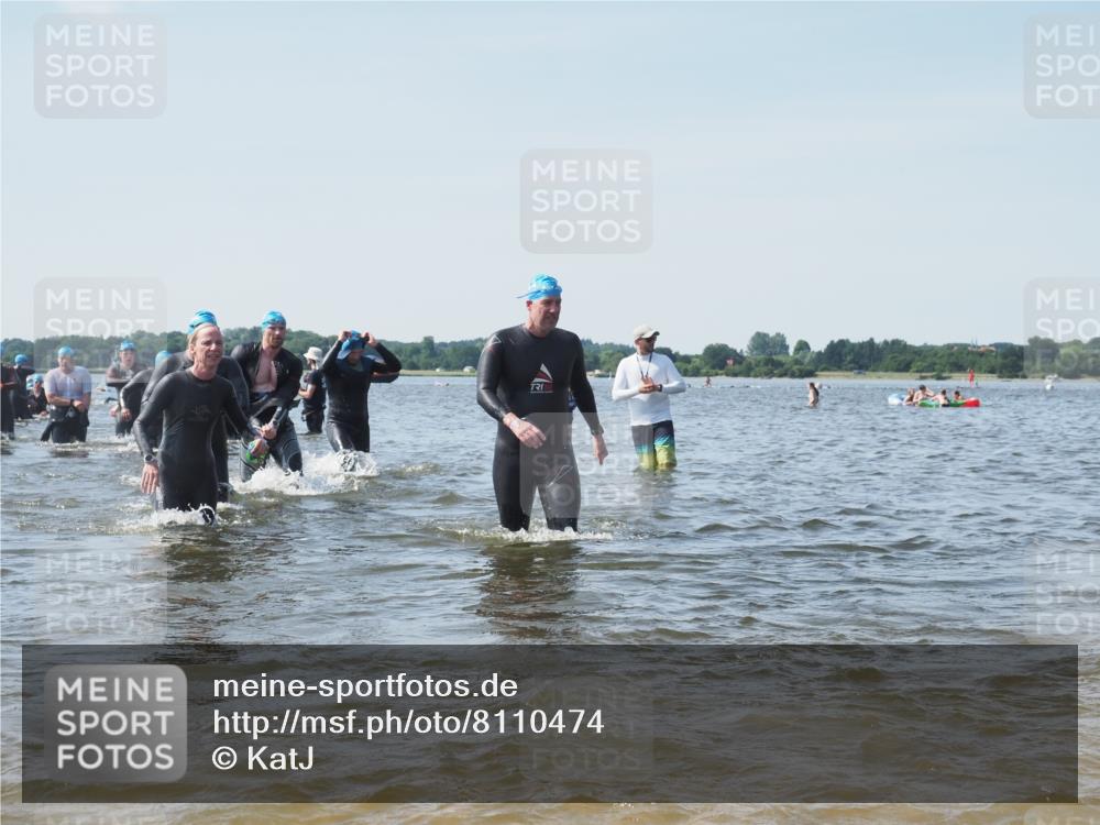 22.06.2025 - Viking Triathlon KatJ http://msf.ph/oto/8110474 22.06.2025 10:39:19 Schwimmen 83, 117, 182, 195, 238, 276, 295, 298, 324, 351, 386, 474, 536 meine-sportfotos.de