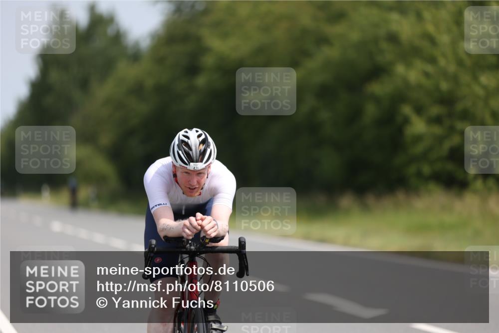 22.06.2025 - Viking Triathlon Yannick Fuchs http://msf.ph/oto/8110506 22.06.2025 11:34:46 Radfahren 230, 421, 613, 616 meine-sportfotos.de