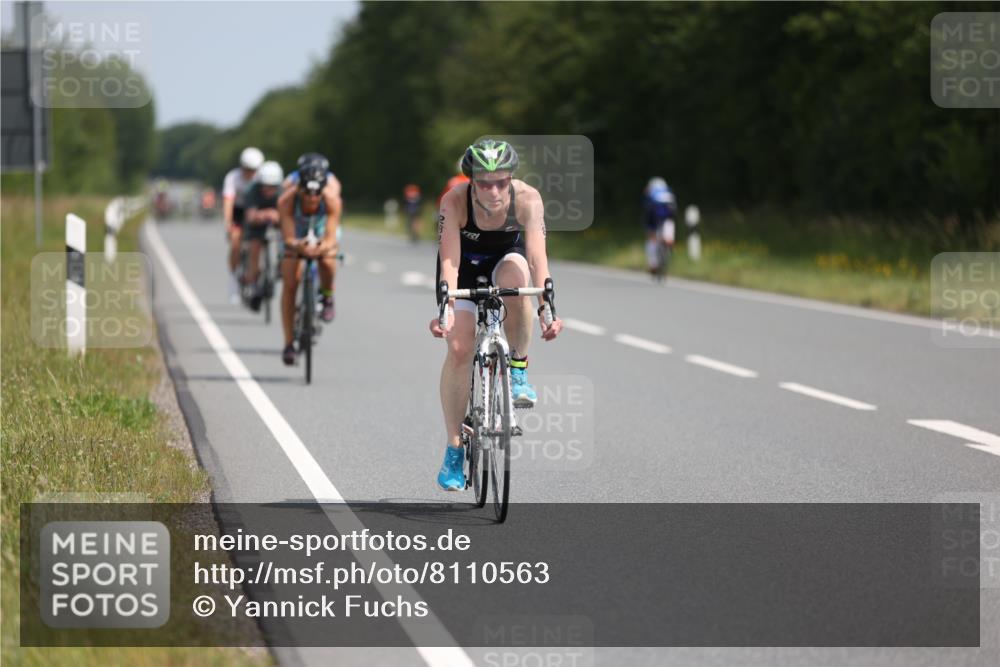 22.06.2025 - Viking Triathlon Yannick Fuchs http://msf.ph/oto/8110563 22.06.2025 11:35:00 Radfahren 109, 216, 282, 318, 326, 465, 645 meine-sportfotos.de