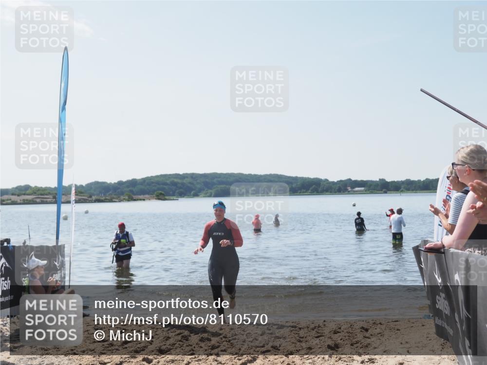 22.06.2025 - Viking Triathlon MichiJ http://msf.ph/oto/8110570 22.06.2025 10:59:38 Schwimmen 476 meine-sportfotos.de