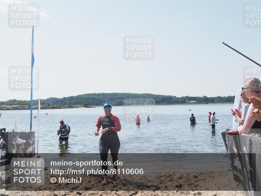 22.06.2025 - Viking Triathlon MichiJ http://msf.ph/oto/8110606 22.06.2025 10:59:38 Schwimmen 476 meine-sportfotos.de