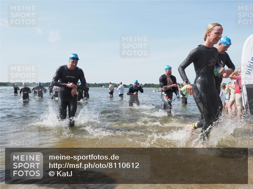 22.06.2025 - Viking Triathlon KatJ http://msf.ph/oto/8110612 22.06.2025 10:39:24 Schwimmen 83, 93, 117, 150, 182, 195, 238, 276, 298, 324, 337, 386, 474, 536 meine-sportfotos.de