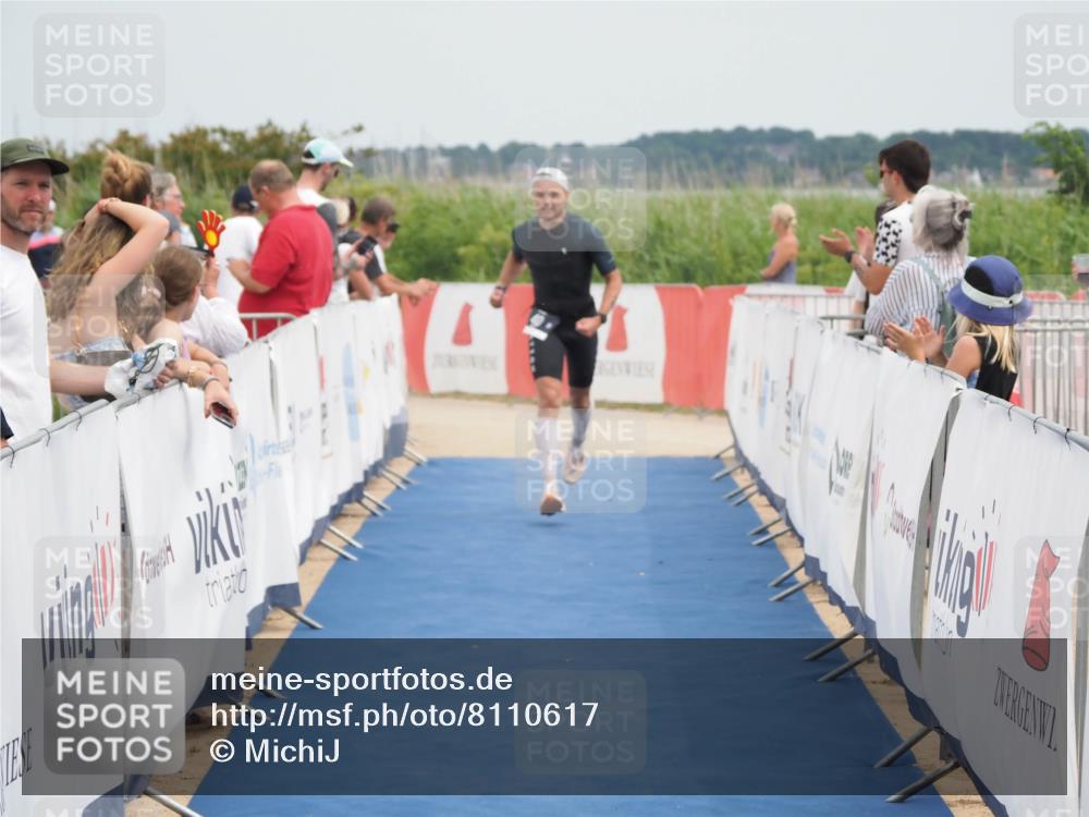 22.06.2025 - Viking Triathlon MichiJ http://msf.ph/oto/8110617 22.06.2025 14:53:03 Ziel 40 meine-sportfotos.de