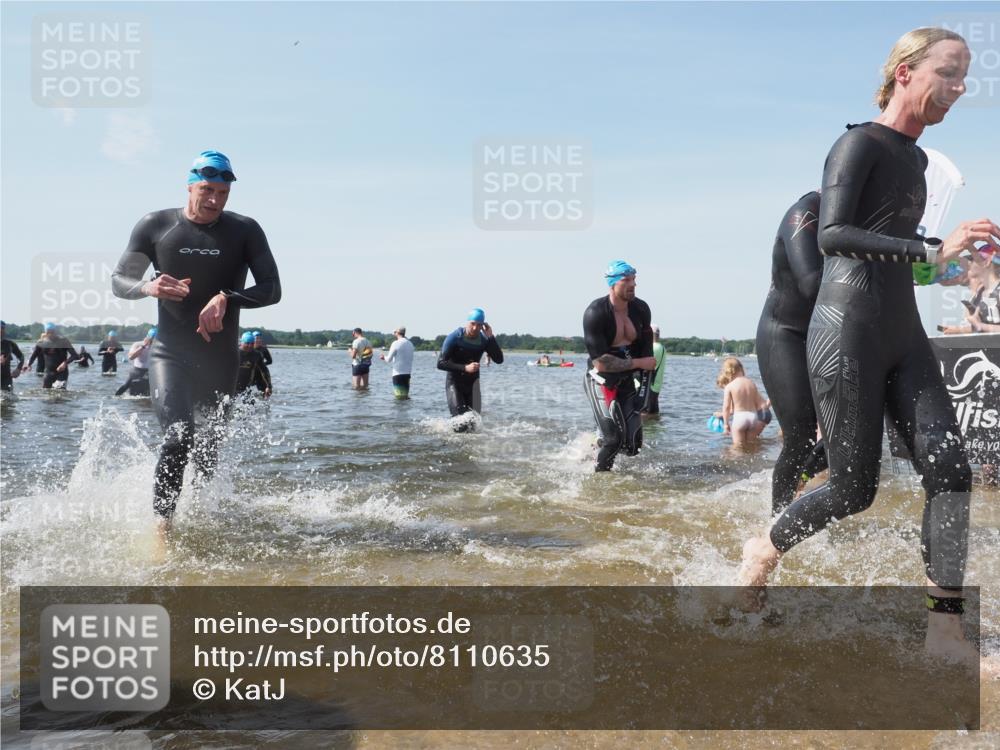 22.06.2025 - Viking Triathlon KatJ http://msf.ph/oto/8110635 22.06.2025 10:39:24 Schwimmen 83, 93, 117, 150, 182, 195, 238, 276, 298, 324, 337, 386, 474, 536 meine-sportfotos.de