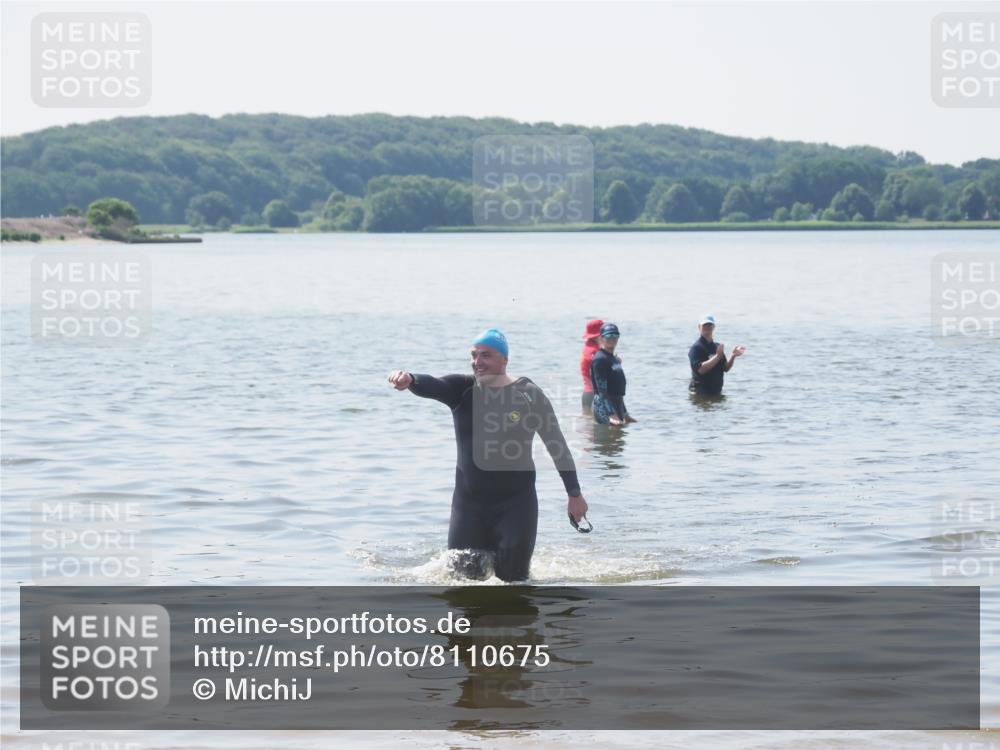 22.06.2025 - Viking Triathlon MichiJ http://msf.ph/oto/8110675 22.06.2025 11:06:17 Schwimmen 303 meine-sportfotos.de