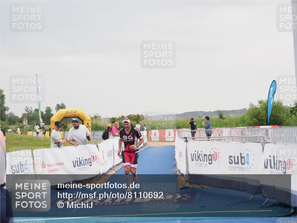 22.06.2025 - Viking Triathlon MichiJ http://msf.ph/oto/8110692 22.06.2025 16:39:25 Ziel 156 meine-sportfotos.de