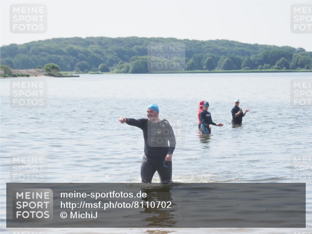 22.06.2025 - Viking Triathlon MichiJ http://msf.ph/oto/8110702 22.06.2025 11:06:17 Schwimmen 303 meine-sportfotos.de