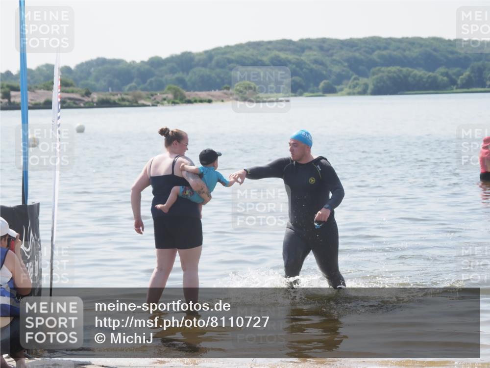 22.06.2025 - Viking Triathlon MichiJ http://msf.ph/oto/8110727 22.06.2025 11:06:20 Schwimmen 303 meine-sportfotos.de
