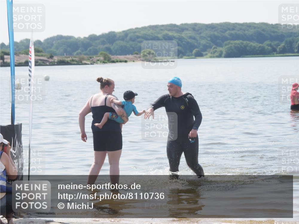 22.06.2025 - Viking Triathlon MichiJ http://msf.ph/oto/8110736 22.06.2025 11:06:20 Schwimmen 303 meine-sportfotos.de