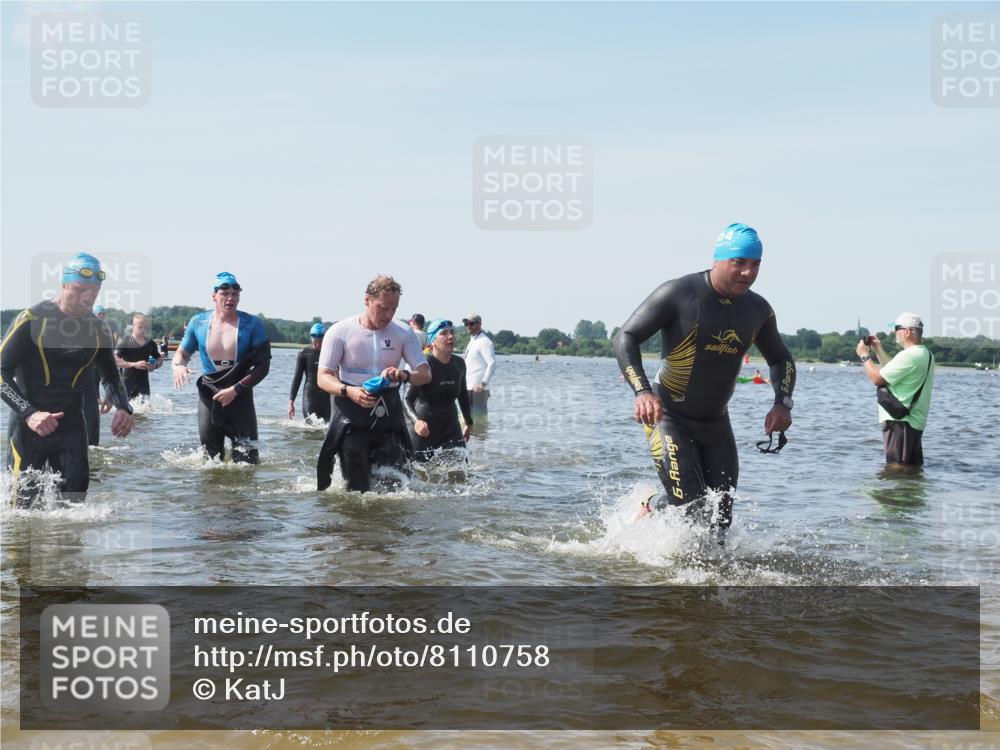 22.06.2025 - Viking Triathlon KatJ http://msf.ph/oto/8110758 22.06.2025 10:39:29 Schwimmen 83, 86, 93, 117, 138, 150, 195, 238, 298, 324, 337, 474, 529 meine-sportfotos.de