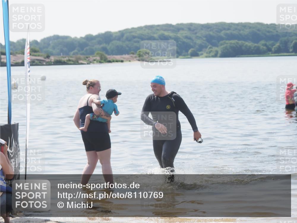22.06.2025 - Viking Triathlon MichiJ http://msf.ph/oto/8110769 22.06.2025 11:06:20 Schwimmen 303 meine-sportfotos.de